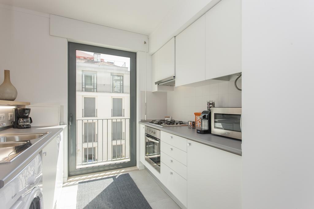Bairrus Lisbon Apartments - Mello Room photo