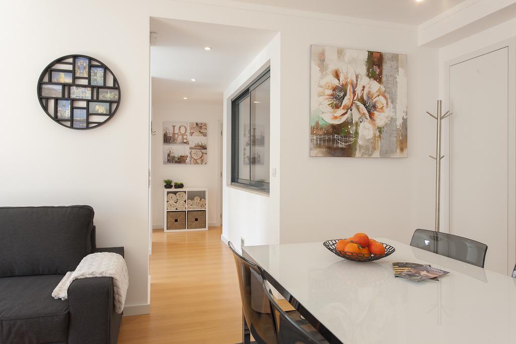 Bairrus Lisbon Apartments - Mello Room photo